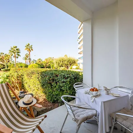 2 Bedroom With Terrace And Garden View 2 Min From Appartamento