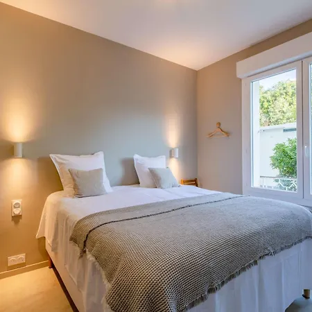 2 Bedroom With Terrace And Garden View 2 Min From Apartamento Cannes