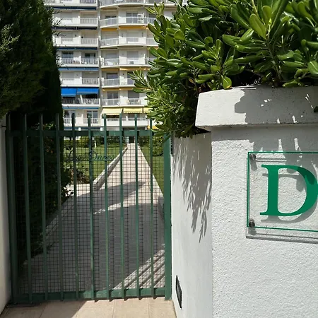 2 Bedroom With Terrace And Garden View 2 Min From Cannes